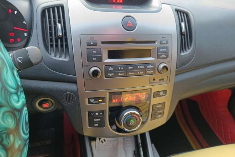 Used Kia Forte 2012 1.6L AT Premium Commemorative Edition
