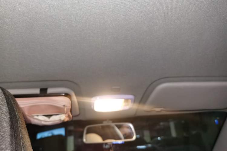 Used Chery New Energy QQ Ice Cream 2022 170km Sundae Phosphate Lithium-Ion Headliner