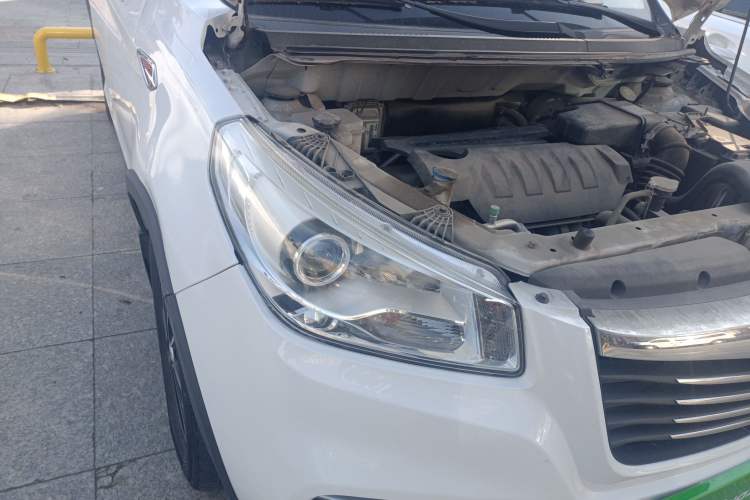 Used FAW Yingzhi G3 2016 G3S 1.5L CVT Luxury Navigation Edition
