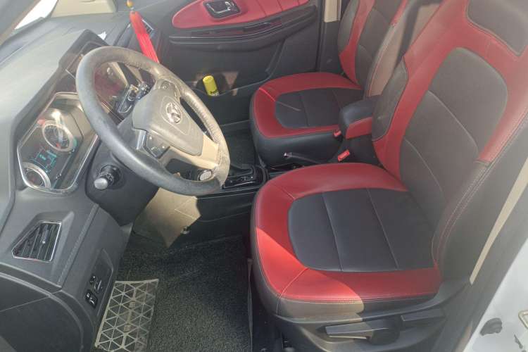 Used FAW Yingzhi G3 2016 G3S 1.5L CVT Luxury Navigation Edition
