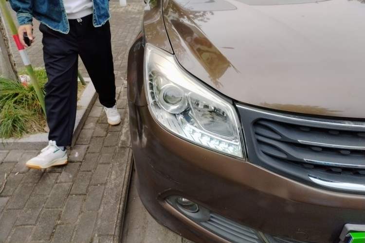 Used Haima S7 2015 2.0L Automatic Smart Enjoyment Version
