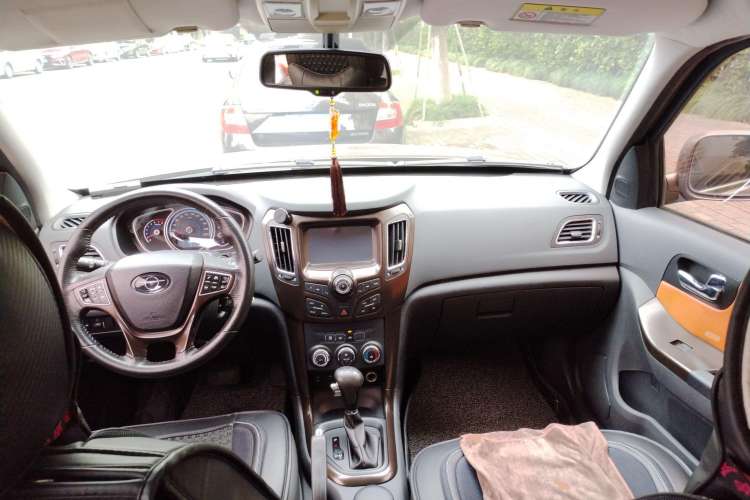 Used Haima S7 2015 2.0L Automatic Smart Enjoyment Version
