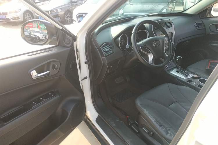 Used GAC Trumpchi GS5 2014 2.0L Automatic Two-Wheel Drive Anniversary Value Edition