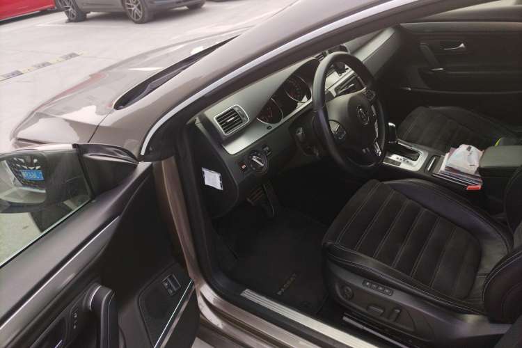 Used Volkswagen CC 2011 2.0 TSI Ultimate Edition Driver Seat