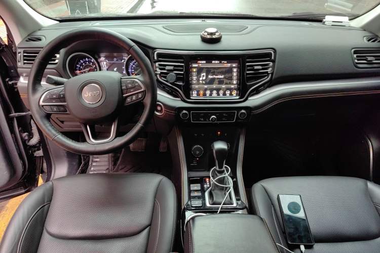 Used Jeep Grand Commander 2018 2.0T Four-wheel Drive Prestige Edition China V