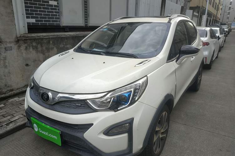 Used BYD Yuan 2016 1.5L Manual Luxury Version