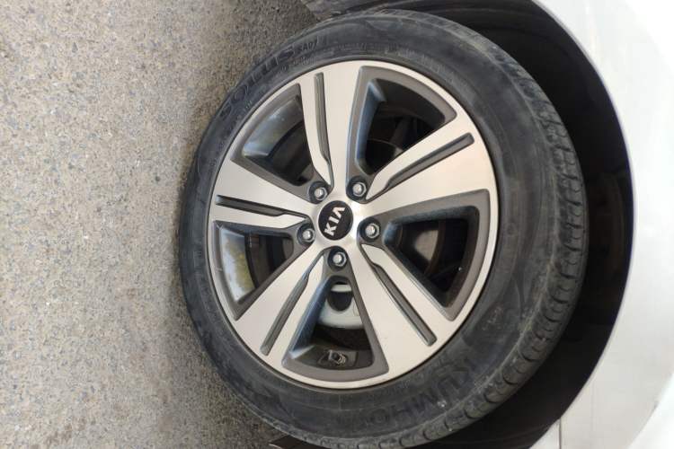 Used Kia K3 (Kai Shen) 2017 1.8L Automatic GLS