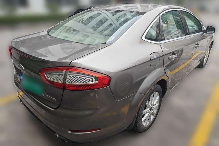 Used Ford Mondeo 2011 2.3L Fashion Edition
