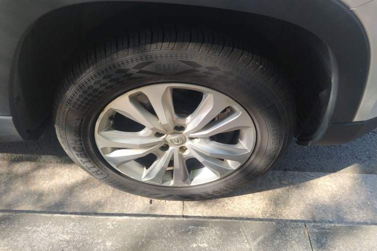Used CHANGAN CS95 2018 2.0T Four-Wheel Drive Glory Edition
