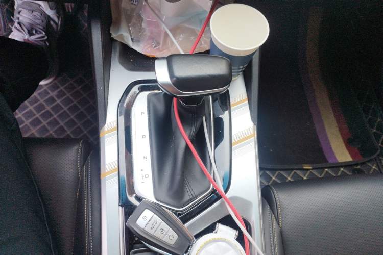 Used Geely Auto Emgrand L 2022 1.4T CVT Flagship Edition Gear Lever