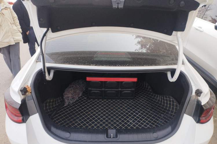 Used Geely Auto Emgrand L 2022 1.4T CVT Flagship Edition Trunk