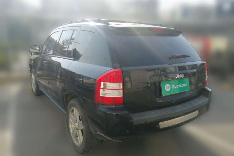 Used Jeep Compass 2007 2.4L four-wheel drive sport version
