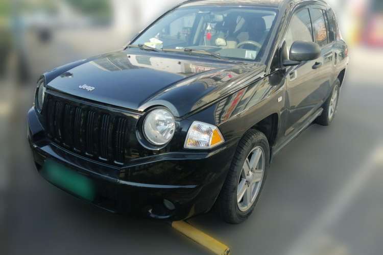 Used Jeep Compass 2007 2.4L four-wheel drive sport version