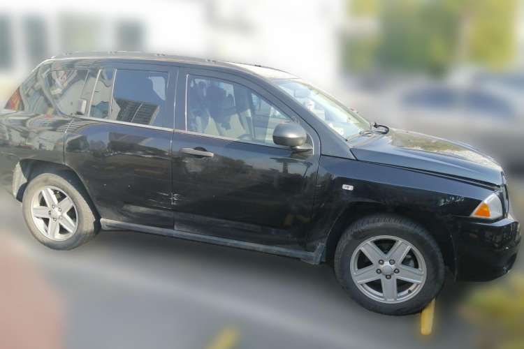 Used Jeep Compass 2007 2.4L four-wheel drive sport version

