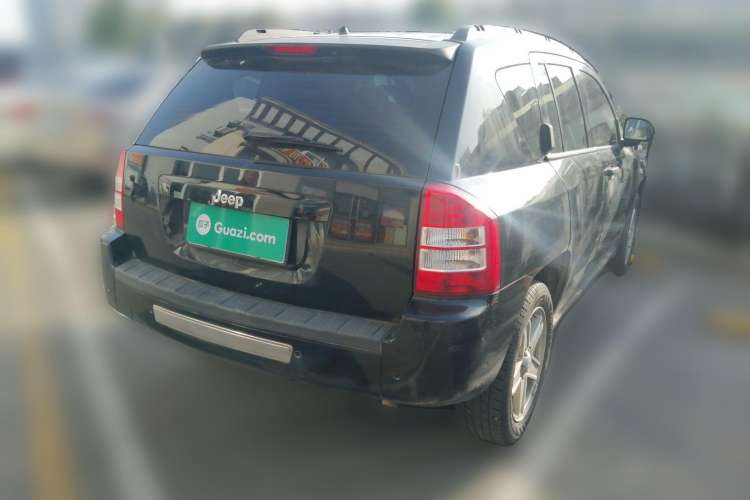 Used Jeep Compass 2007 2.4L four-wheel drive sport version
