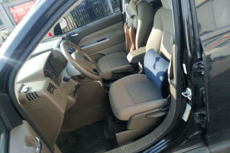 Used Jeep Compass 2007 2.4L four-wheel drive sport version
