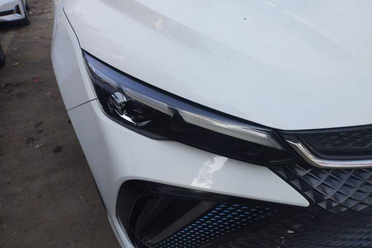 Used Geely Auto Emgrand L 2022 1.4T CVT Flagship Edition Right Front Headlight