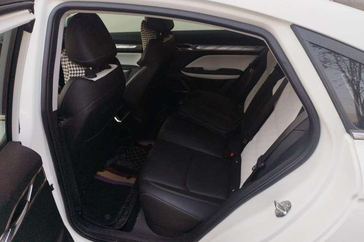 Used Geely Auto Emgrand L 2022 1.4T CVT Flagship Edition Left Rear Seat