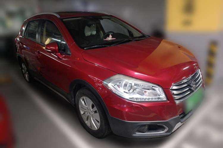 Used Suzuki S-Cross 2014 1.6L CVT Two-Wheel Drive Elite Version