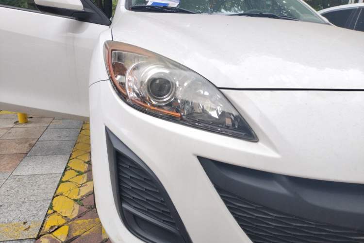 Used Mazda Mazda 3 2011 Sedan 1.6L Automatic Comfort Model