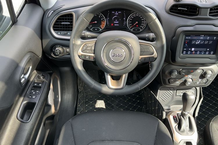 Used Jeep Renegade 2018 Connected Large Screen Version 180T Automatic High-Energy Edition