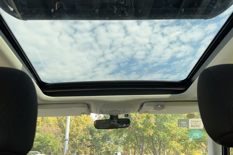 Used Jeep Renegade 2018 Connected Large Screen Version 180T Automatic High-Energy Edition