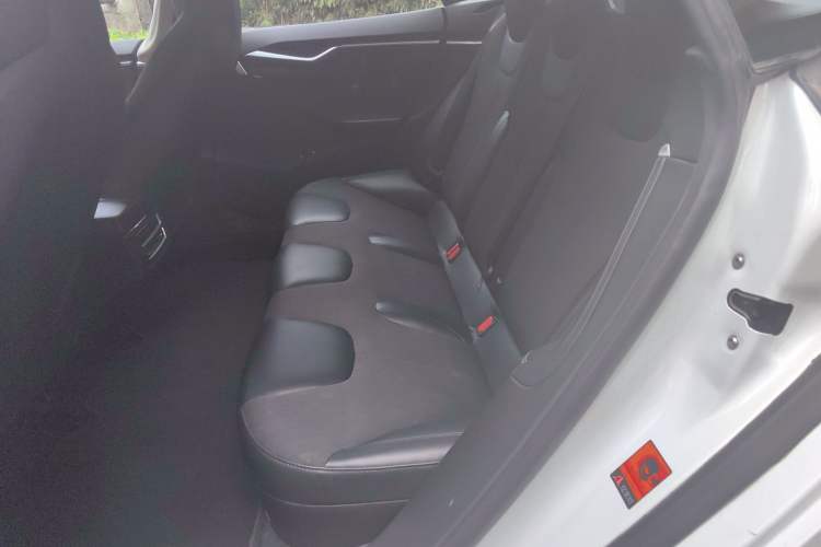 Used Tesla Model S 2015 S 90D
