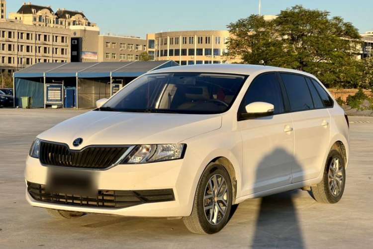 Used Skoda Rapid Spaceback 2018 1.6L Automatic Standard Edition