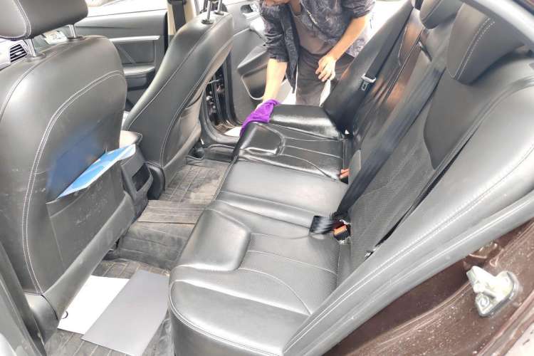 Used Geely Auto Emgrand 2017 Sedan Million Edition 1.5L Manual - Upward Version Left Rear Seat