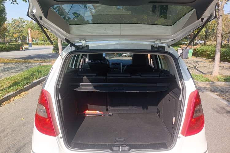 Used Mercedes-Benz A-Class 2011 A 160 Trunk