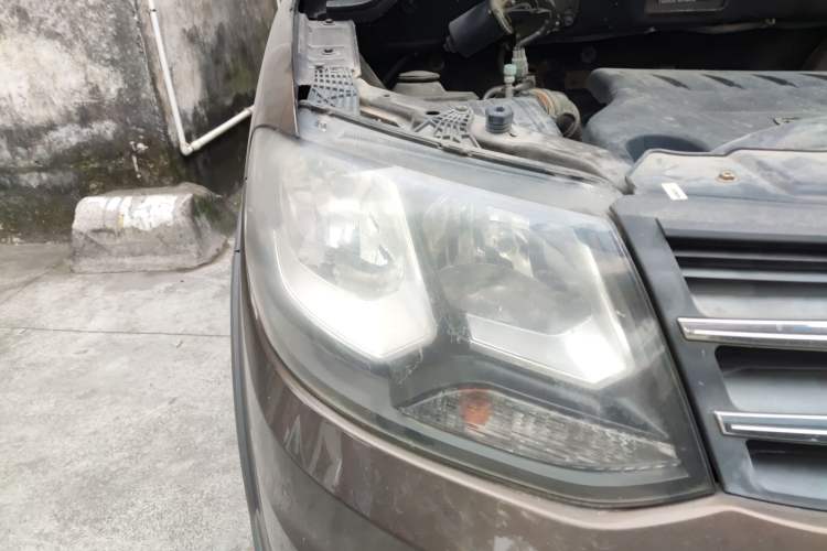 Used Dongfeng Fengon 360 2015 1.5L Manual Comfort II 7-Seater