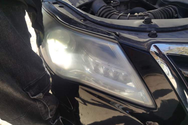 Used Roewe 950 2012 2.4L Luxury Executive Edition
