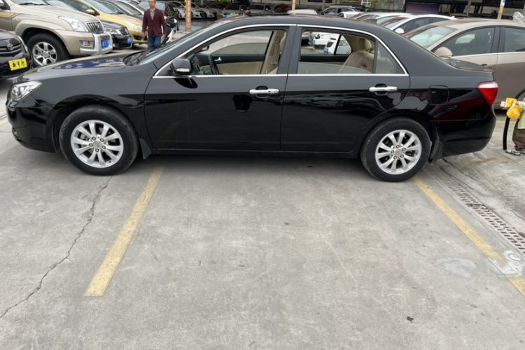 Used BYD G6 2013 2.0L Manual Luxury Version