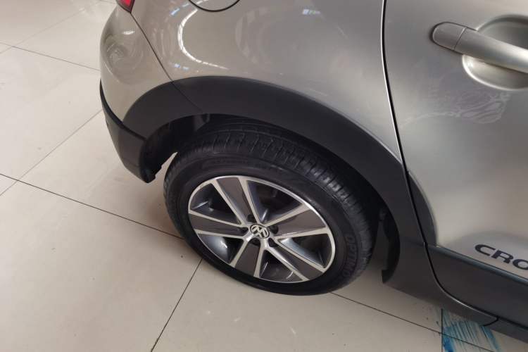 Used Volkswagen Polo 2012 1.6L Cross Polo Automatic Transmission
