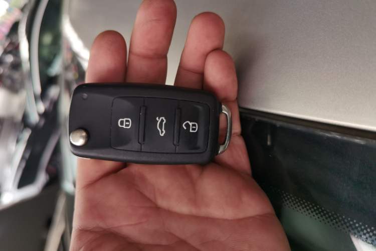 Used Volkswagen Polo 2012 1.6L Cross Polo Automatic Transmission
