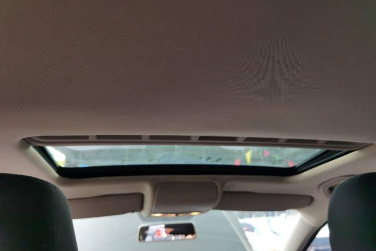 Used Volkswagen Polo 2012 1.6L Cross Polo Automatic Transmission
