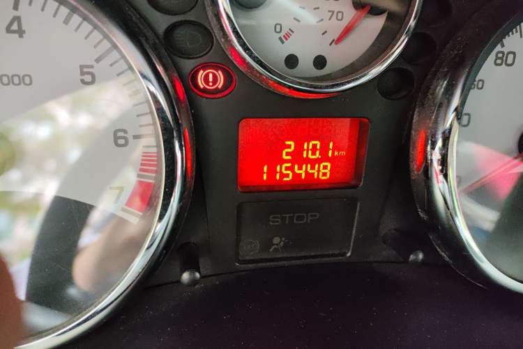 Used Peugeot 207 2010 Hatchback 1.4L Manual Yule Edition Odometer Close Up