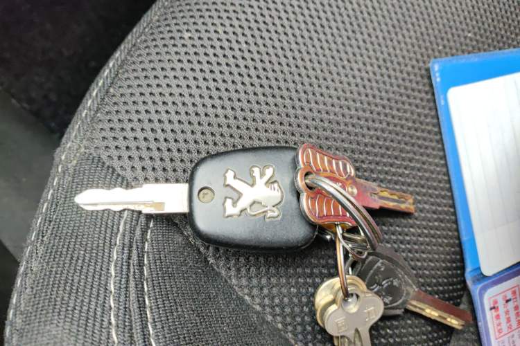 Used Peugeot 207 2010 Hatchback 1.4L Manual Yule Edition Vehicle Key