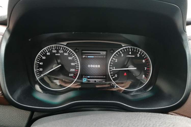 Used SWM X7 2017 1.5T automatic smart version 7 seats
