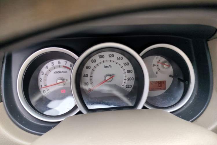 Used Nissan Tiida Sedan 2008 1.6L Automatic Fashion Edition Instrument Cluster