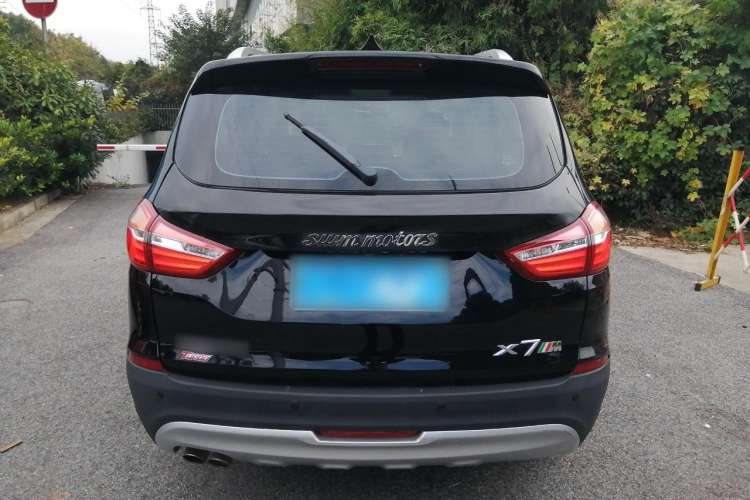 Used SWM X7 2017 1.5T automatic smart version 7 seats
