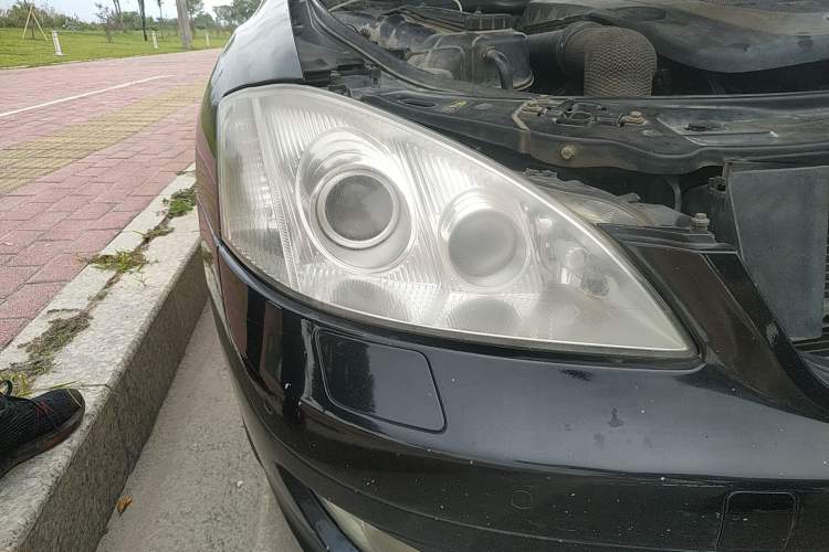 Used Mercedes-Benz S-Class 2008 S 350 L 4MATIC Right Front Headlight