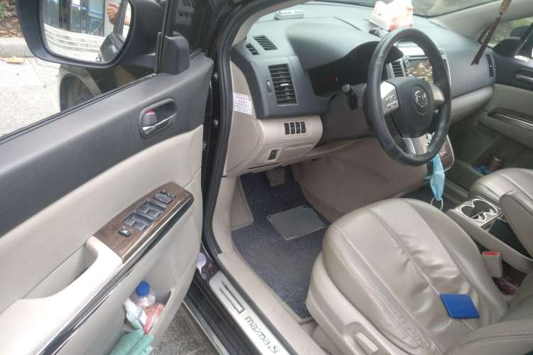 Used Mazda 8 2013 2.5L Ultimate Edition Driver Seat