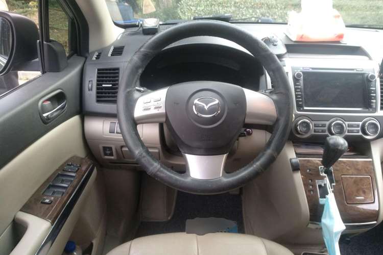 Used Mazda 8 2013 2.5L Ultimate Edition Steering Wheel