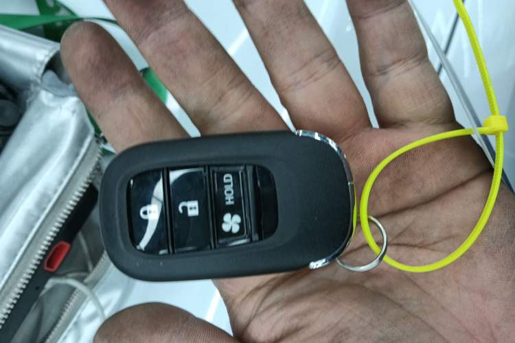 Used Honda e:NP1 2023 420 km Vision Edition
