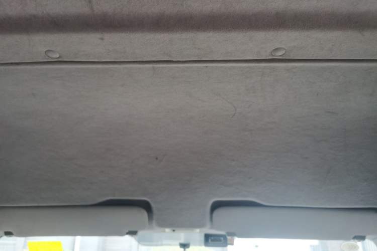 Used Ford Classic Transit 2016 2.8T Diesel Short-Wheelbase 6-Seater Mid-Roof Multifunction Vehicle JX493ZLQ4
