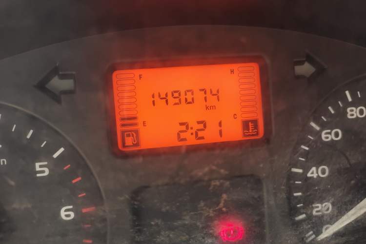 Used Wuling Rongguang 2011 1.2L Base Version
