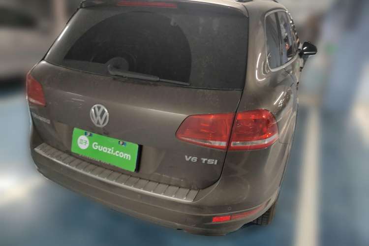 Used Volkswagen Touareg 2011 3.0 TSI High-End Version
