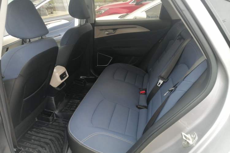 Used Geometry A 2022 Pro 600KM Red Apple Plus