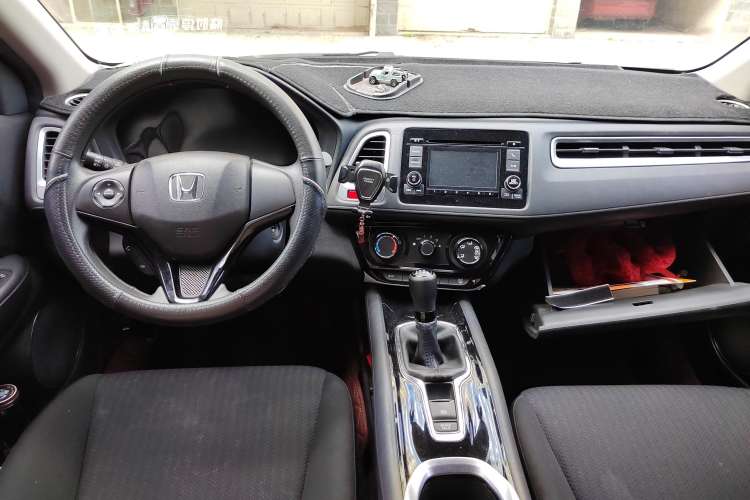 Used Honda Vezel 2015 1.5L manual two-wheel drive Comfort trim level